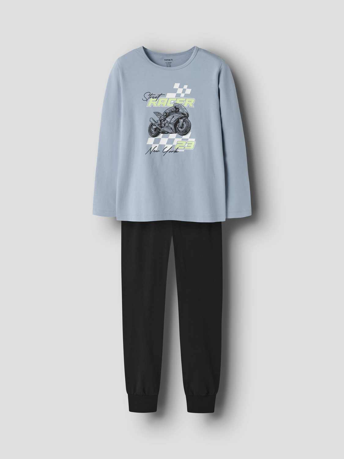 model_shot-front
